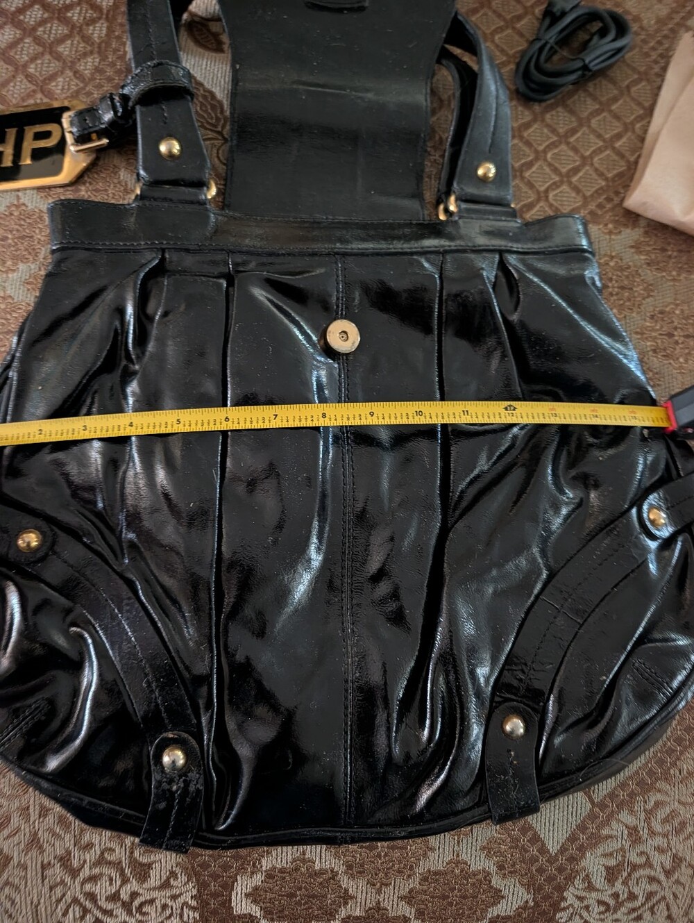 Dooney and Bourke - Picture 8 of 9